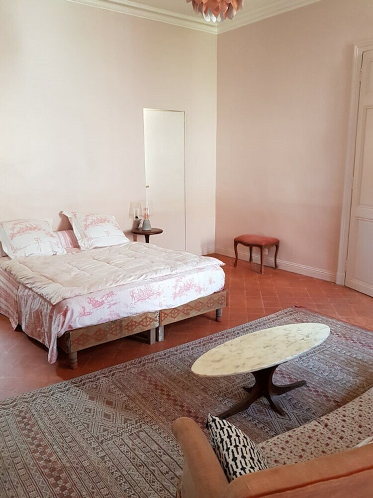 Bed & Breakfast Chambres D'hotes Au Centre de Sigean