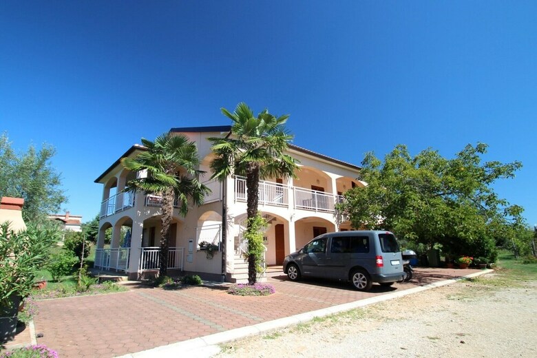 Apartamentos Viola