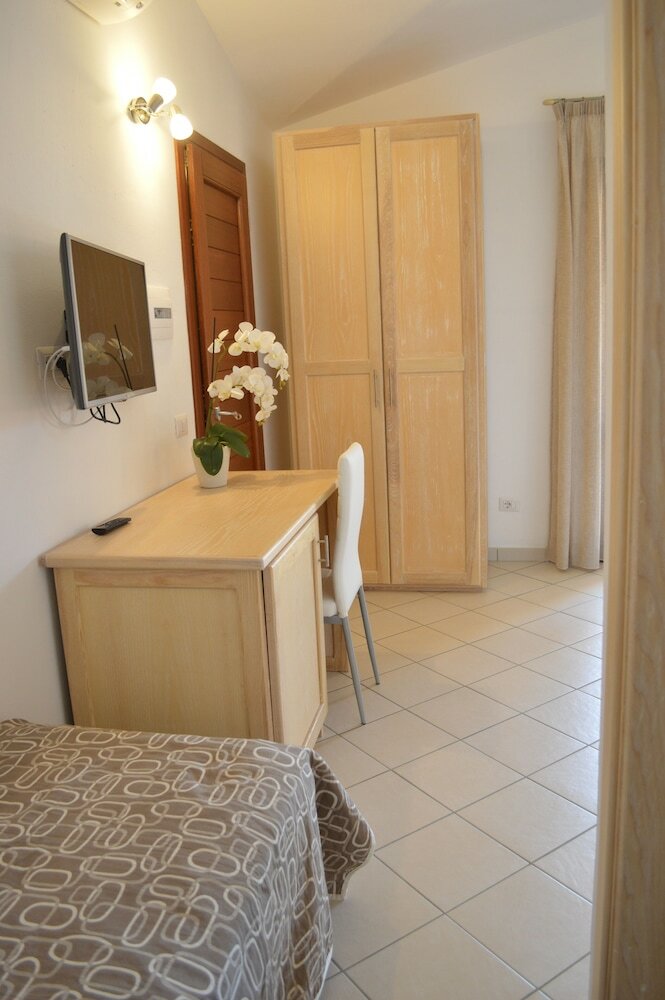 Bed & Breakfast Guest Rooms Affittacamere