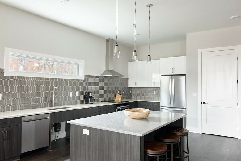 Sonder - Wedgewood Suites