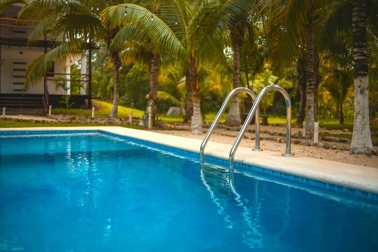 Royal Palm Bacalar Caba�as & Lagoon Club