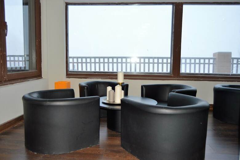 Hostal The Hostel