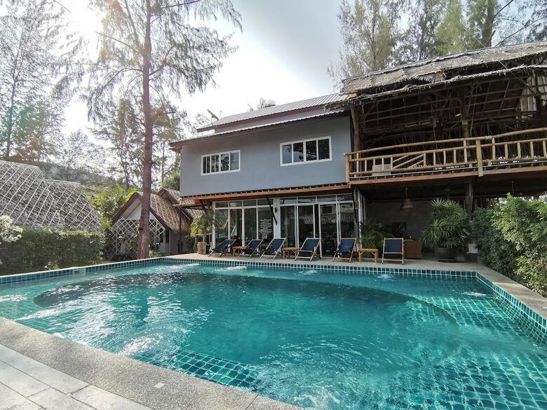 Hotel Bambie Boutique Home & Resort