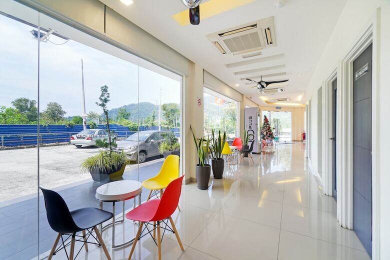 Oyo 89683 Gm Holiday Hotel Permai Jaya