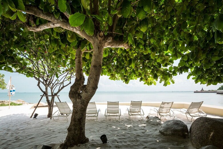 North Beach Private Residence & Resort