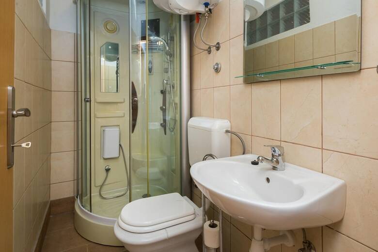 Apartment Goran