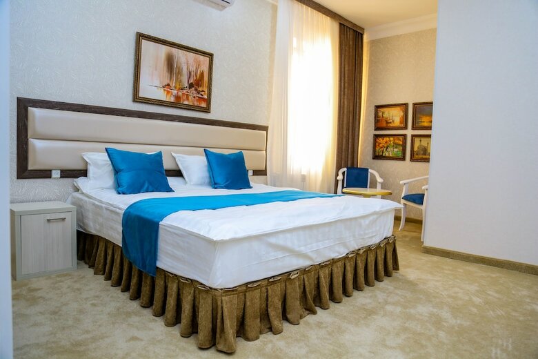 Globus Hotel