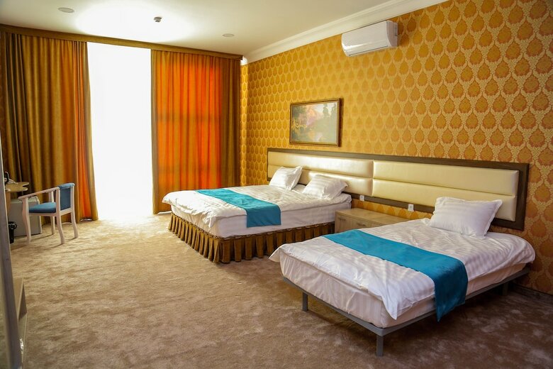 Globus Hotel
