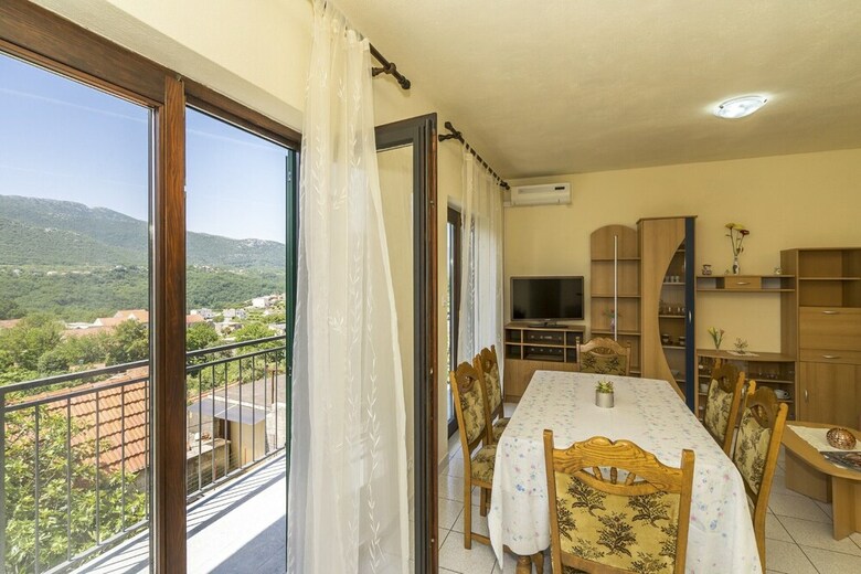 Apartment Ivo