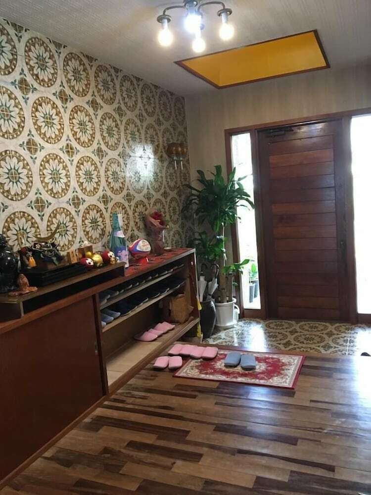 Hotel Kami House