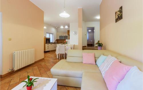 Apartment Vinkuran Kucine