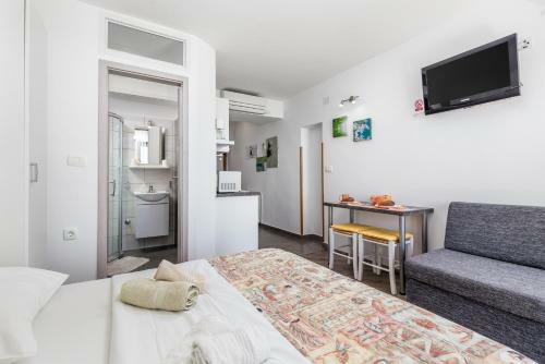Apartments Davor