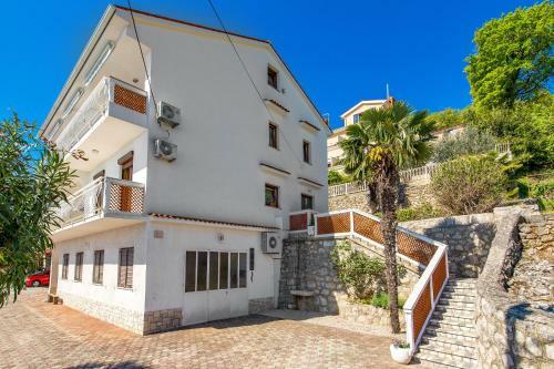 Apartments Davor