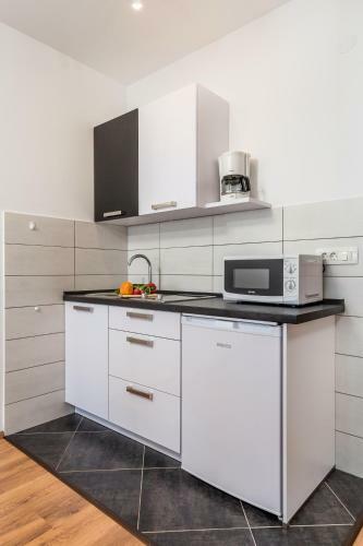 Apartments Davor