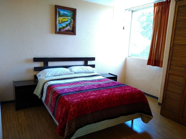 Hotel Suites Zapata