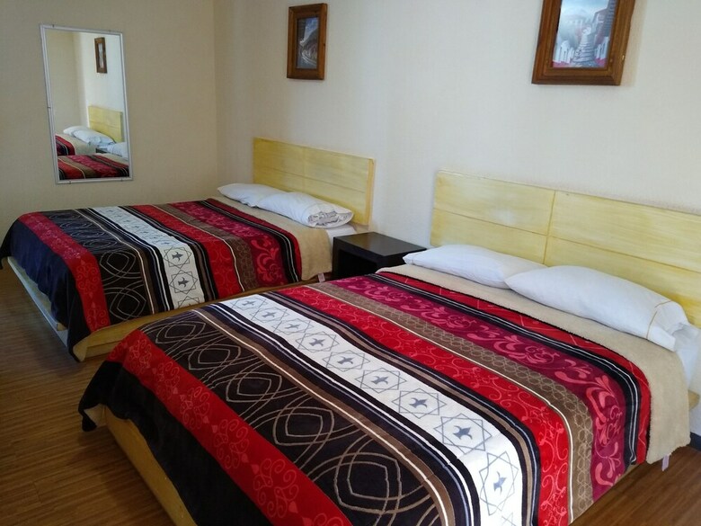 Hotel Suites Zapata
