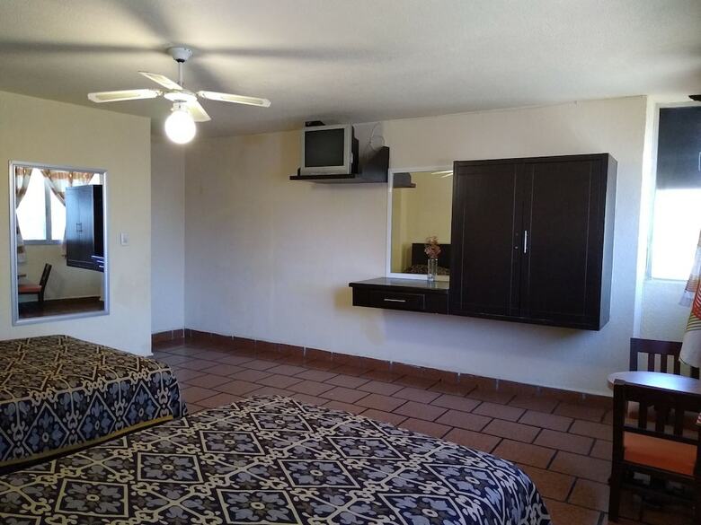 Hotel Suites Zapata