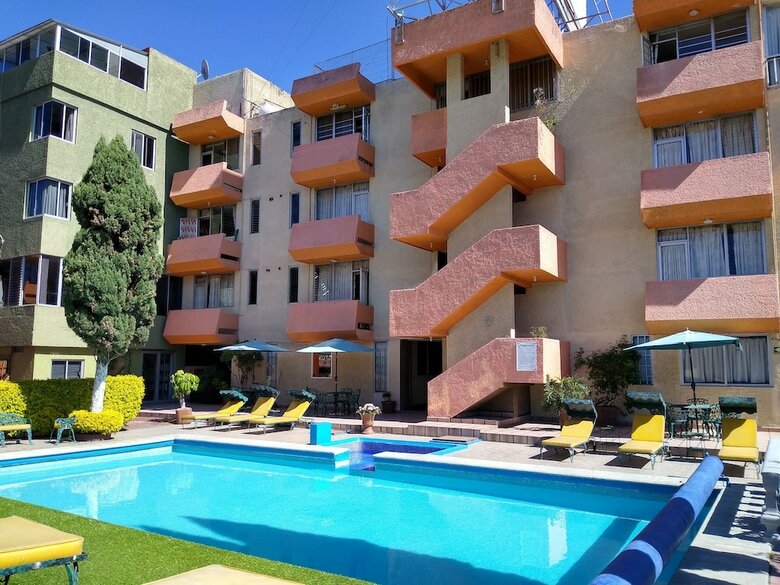 Hotel Suites Zapata