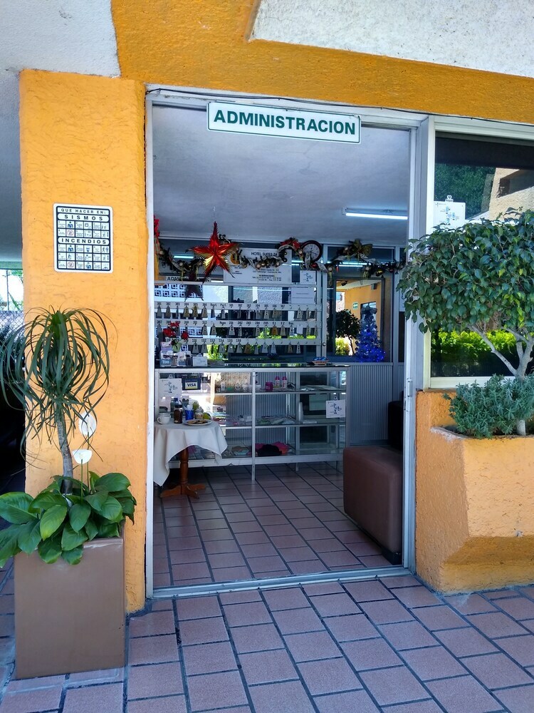 Hotel Suites Zapata