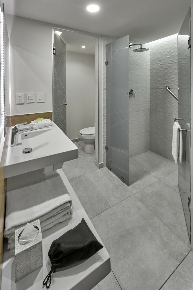 Hotel City Express Plus Mexicali