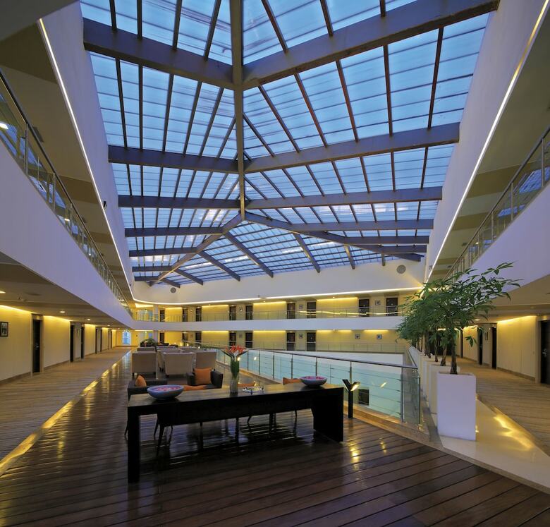Multitude Hotel