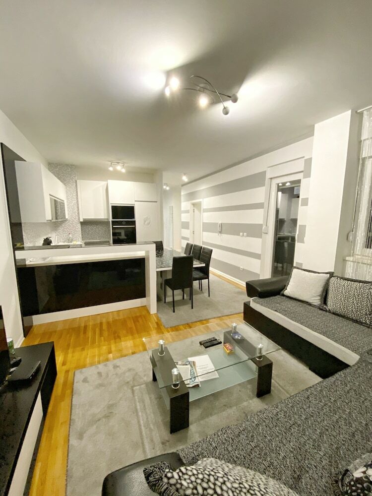 Apartamentos Pleasure Lux2