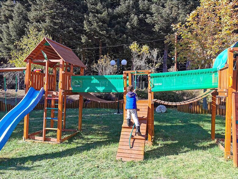 All Seasons Paradise