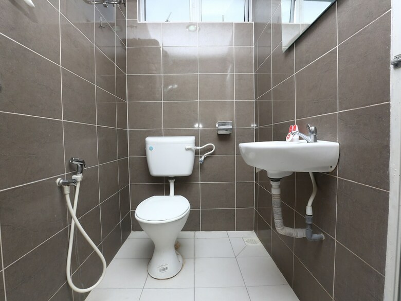 Oyo 89591 Kb 7 Days Hotel Sdn Bhd
