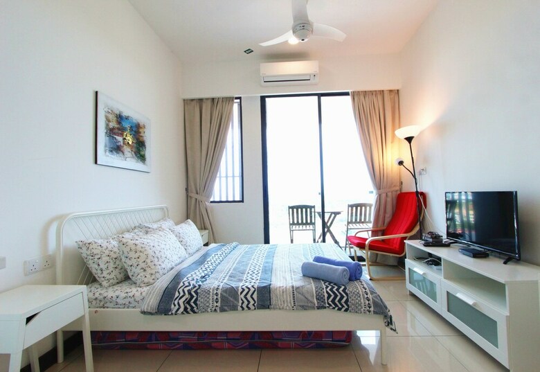 Apartamentos D'wharf Residence @ Pd Waterfront Balcony View By Airplan