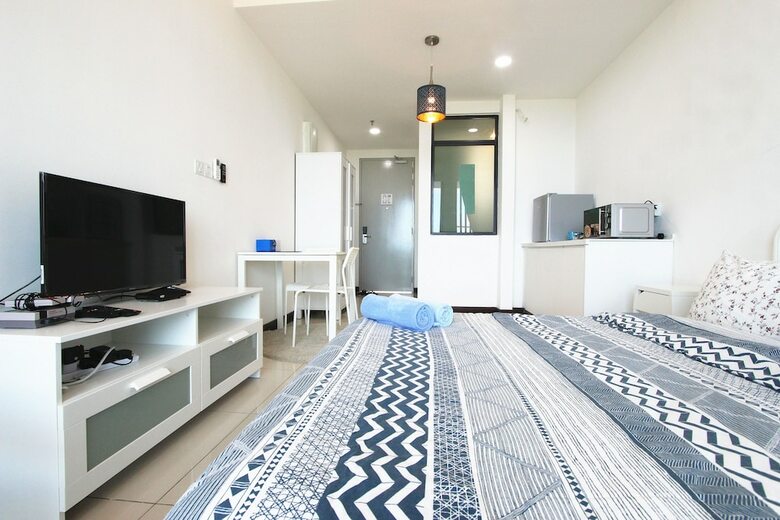 Apartamentos D'wharf Residence @ Pd Waterfront Balcony View By Airplan
