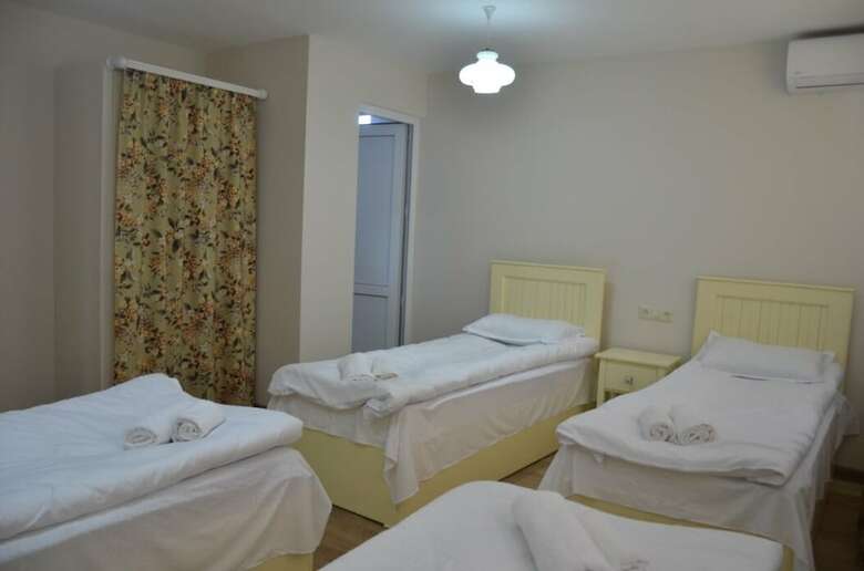 Hotel Mebo House
