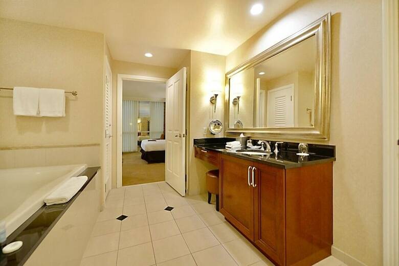 Hotel Abz Signature Suites