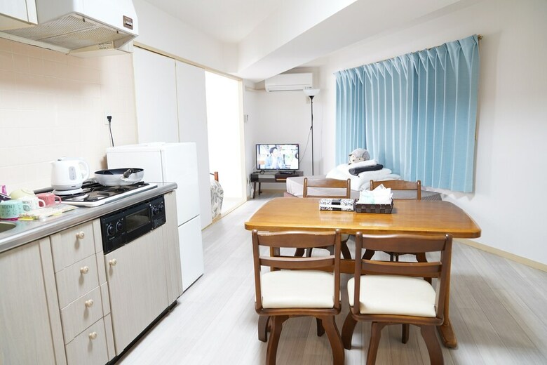 Metro Daikoku Apartment