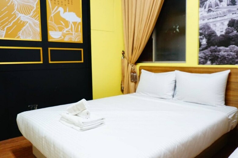 Hotel Qingju Hostel
