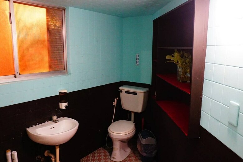 Hotel Qingju Hostel