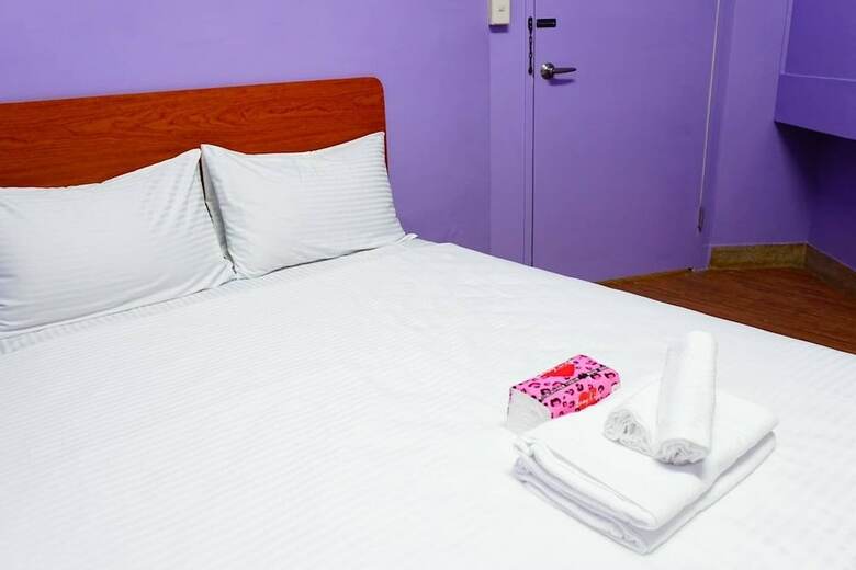 Hotel Qingju Hostel