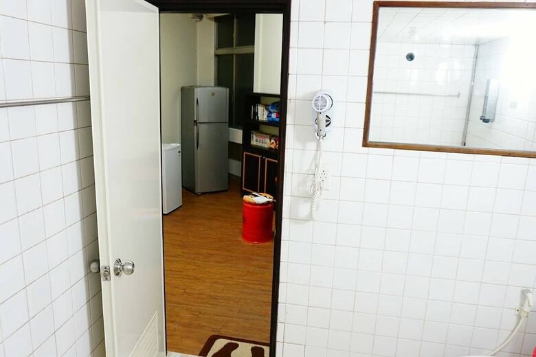 Hotel Qingju Hostel
