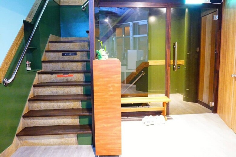 Hotel Qingju Hostel