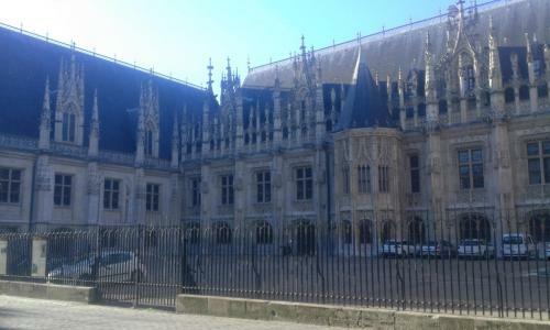 Hotel H�tel Du Palais