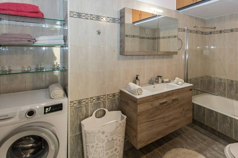 Apartamentos Thano's Stylish Flat, Just 150m To The Beach