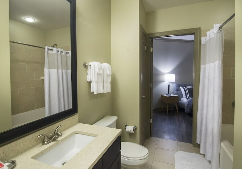Livcor Emory Pointe