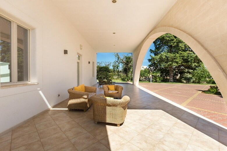 Villa Emary
