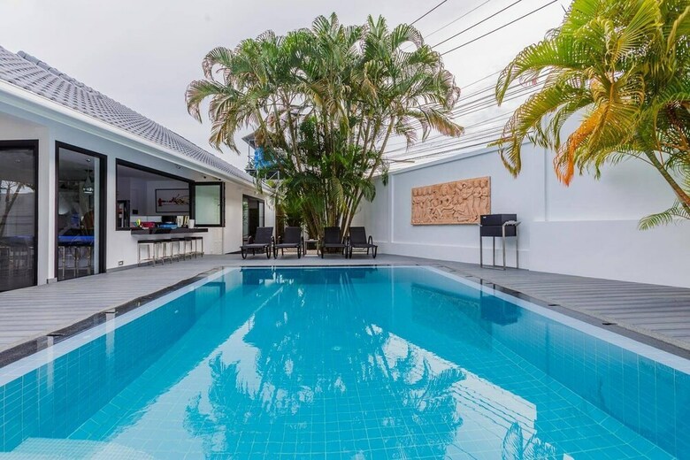 Naya Villa
