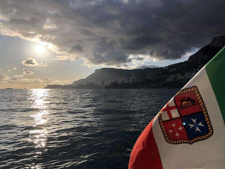 Bea Boat Charter