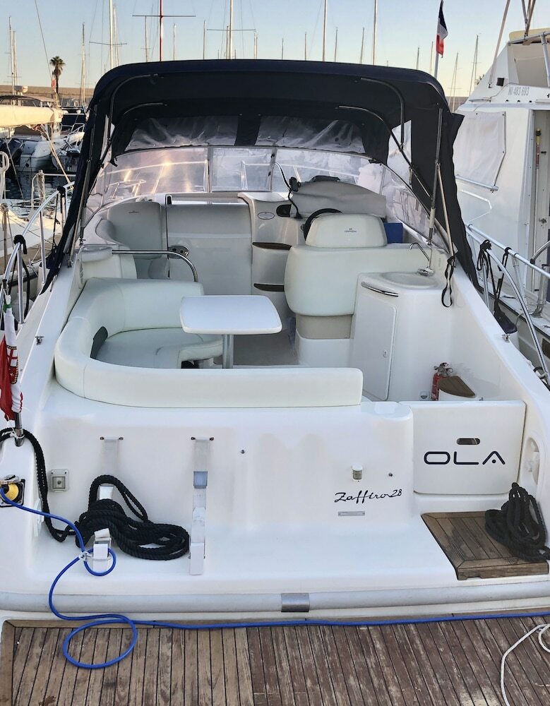 Bea Boat Charter