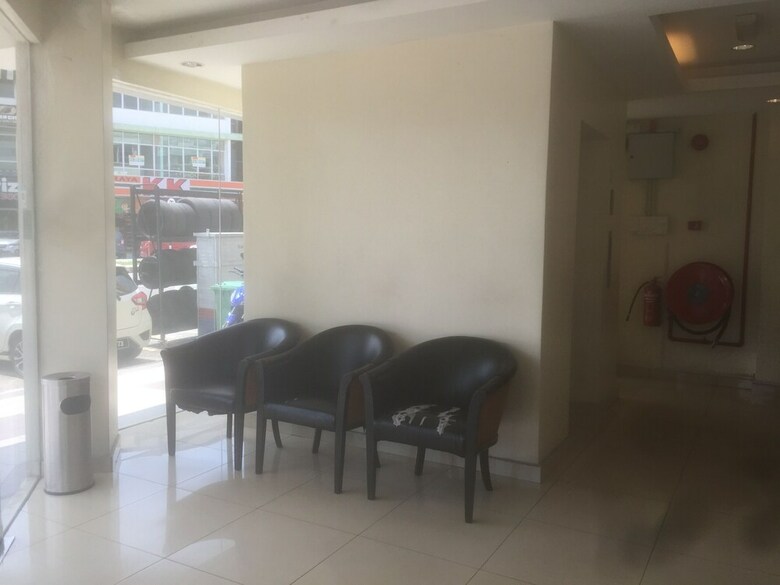 Oyo 89966 Green World Hotel @ Seri Putra