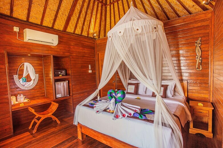 Bed & Breakfast Maharatu Villas