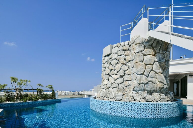 Hotel Lequ Okinawa Chatan Spa & Resort