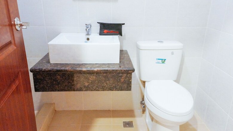 Hotel Reddoorz Premium @ The Trillium Residences