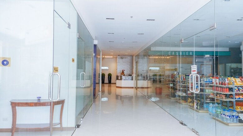 Hotel Reddoorz Premium @ The Trillium Residences